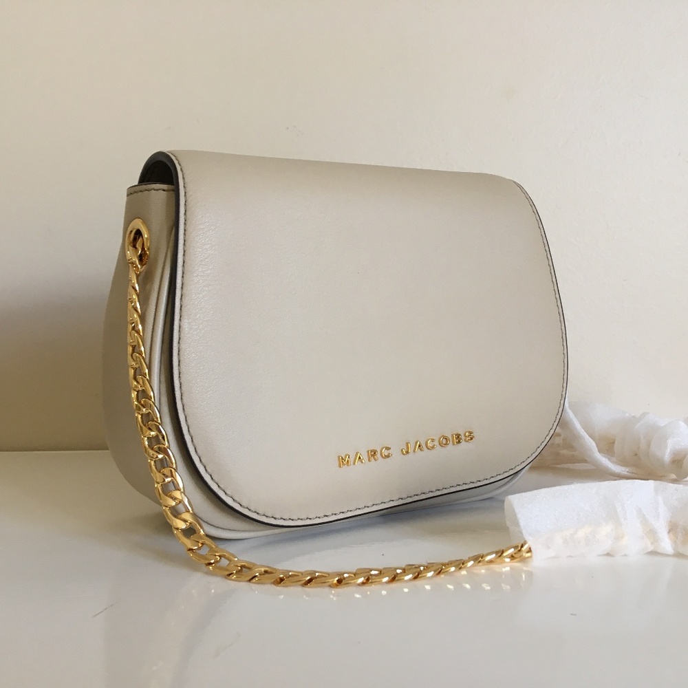 Marc Jacobs NWT Avenue Crossbody / Antique Beige